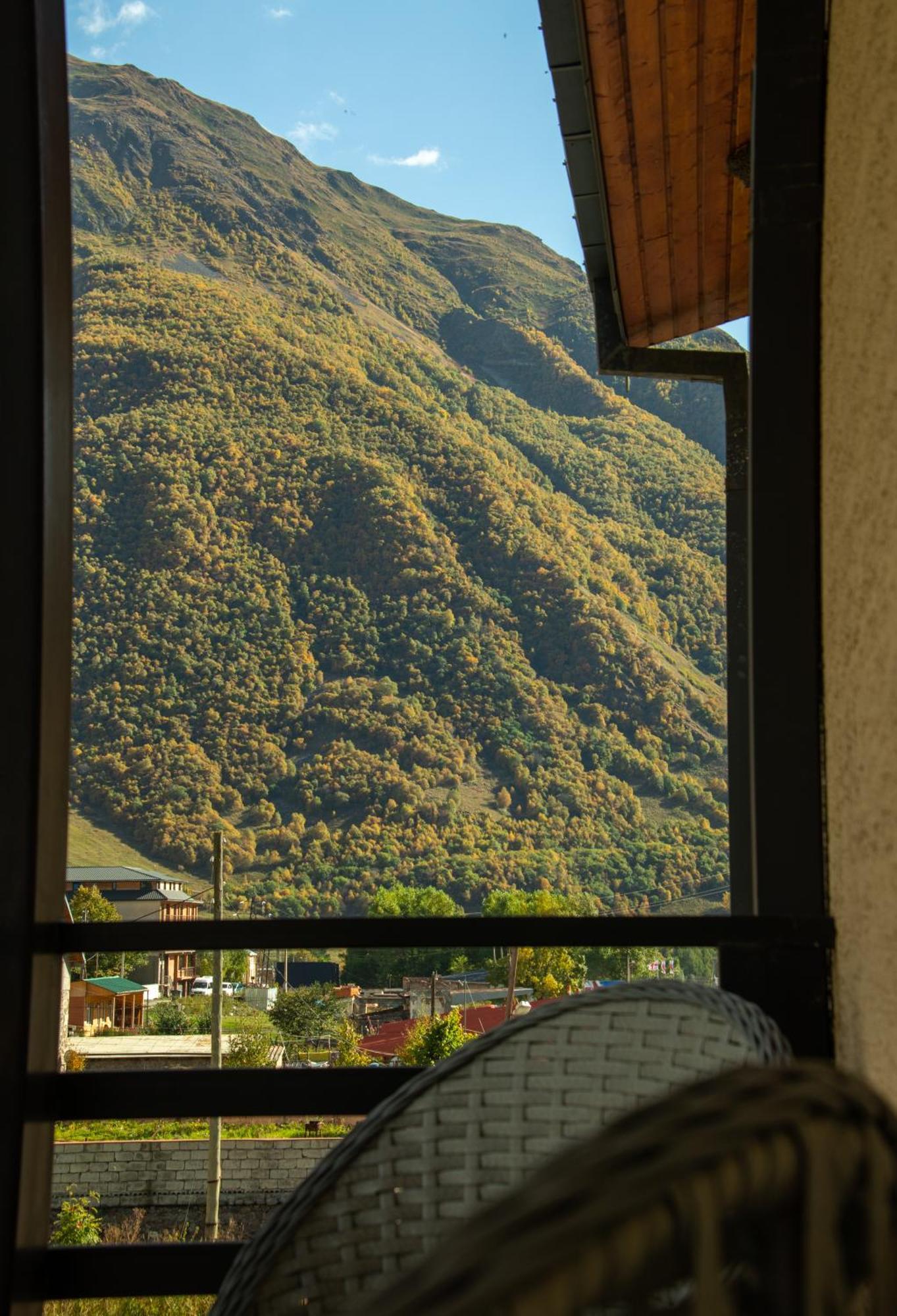 Guest House Oxygen Stepancminda Exteriér fotografie